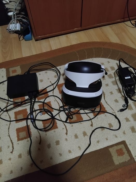 Casca VR PS4 si manete move