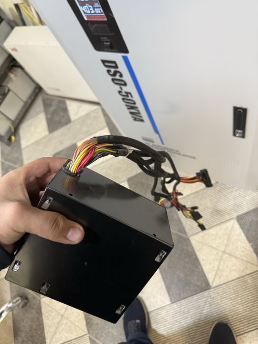 Blokpitanya sotiladi! HuntKey