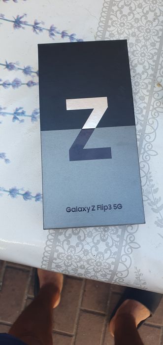 Samsung galaxy z flip 3