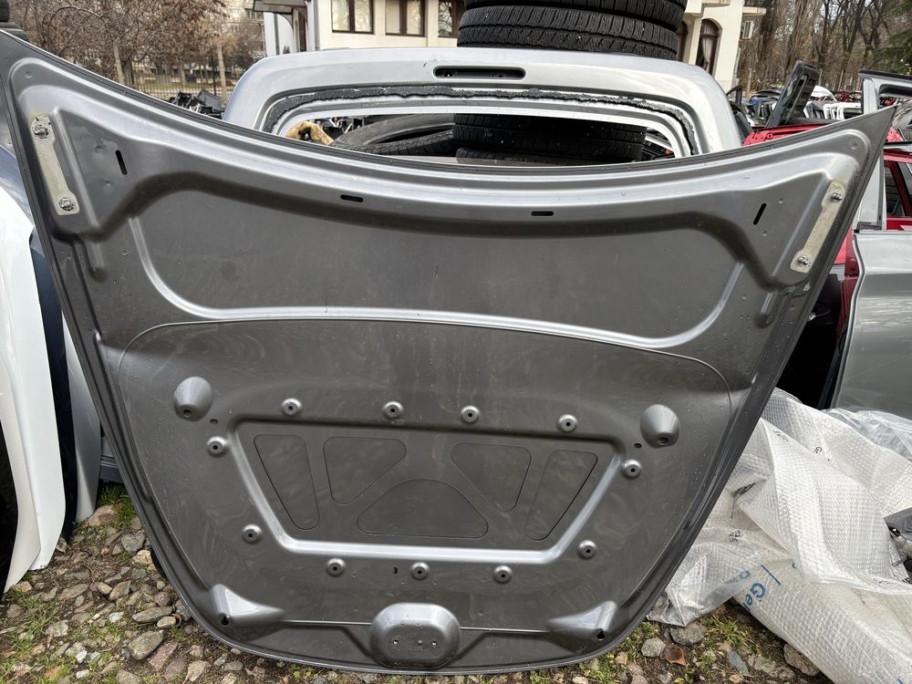 Капак Тесла/Tesla Model Y