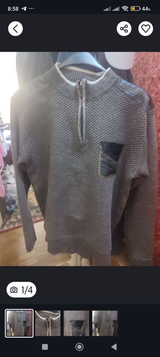 Мужской свитер хороший..