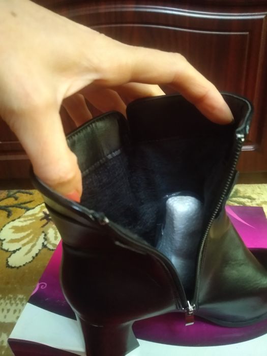 Ботинки новые женские (Пекин) 39 размер