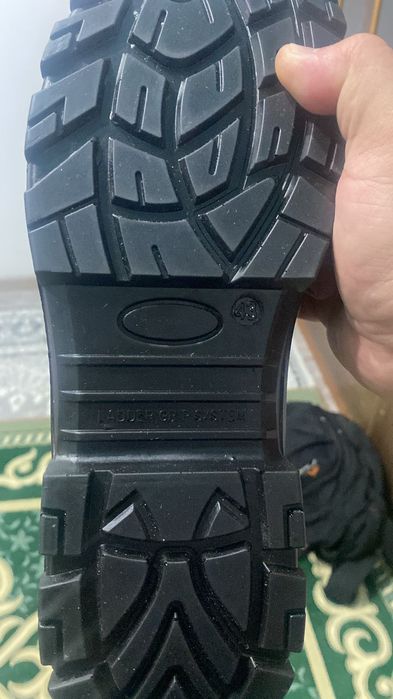 Продам спец одежду