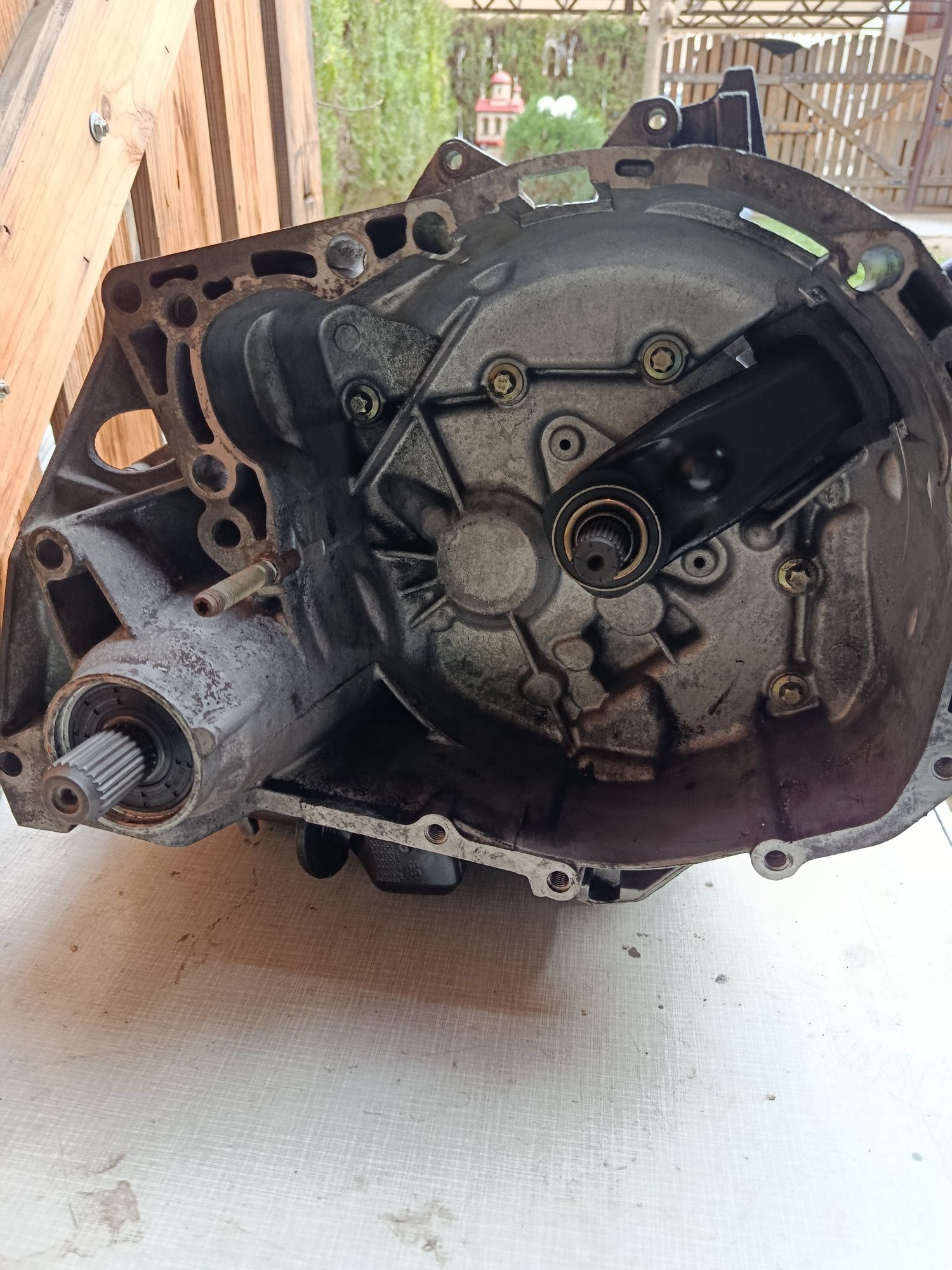 Скоростна кутия Renault clio 1,5 JB3 980