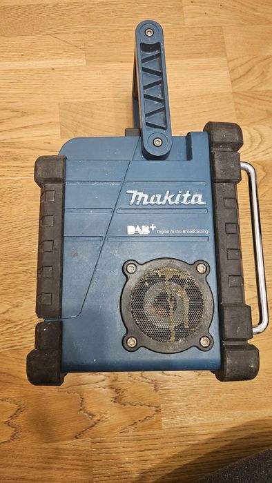 Radio Makita DMR110