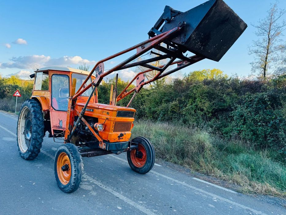 Incarcator frontal pentru tractor Fiat sau utb