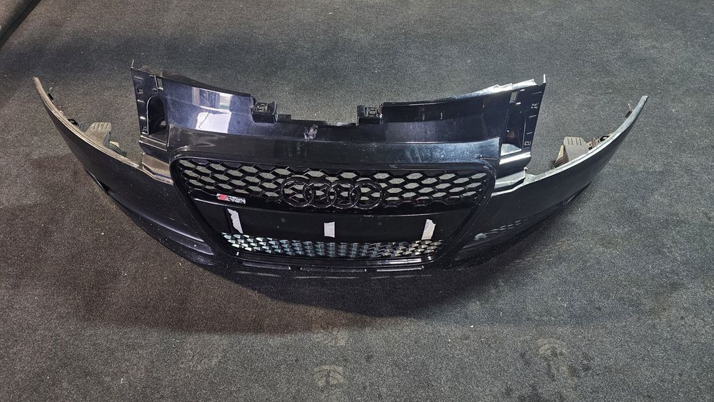 Bara fata Audi TT 8J