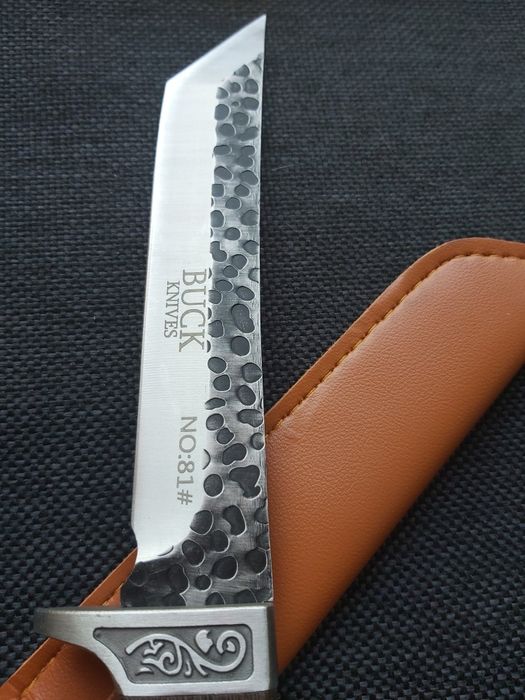 Ловен нож BUCK,фултанг,с дървена дръжка и кания
