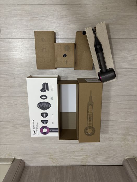 Dyson Supersonic HD08 – Uscător de păr profesional, nou