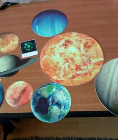 Sticker perete living sistemul solar planete fosforescent NOU mediu