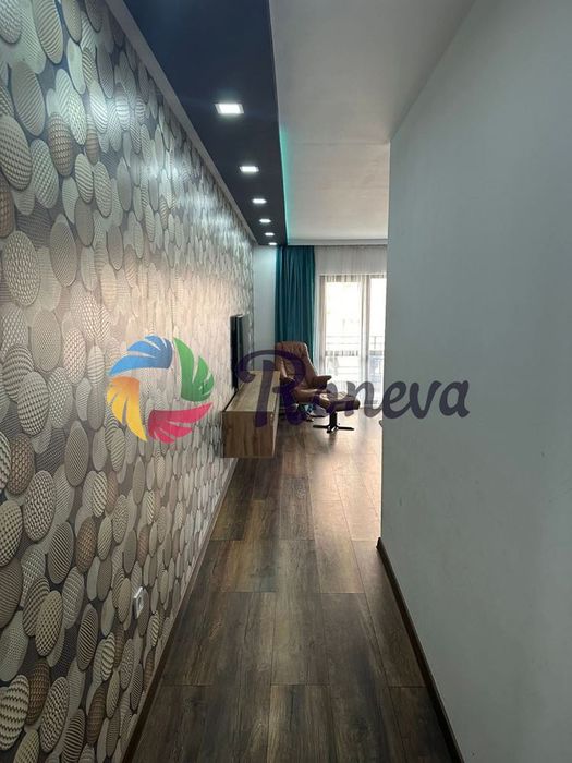 Тристаен луксозен апартамент Пчелина!