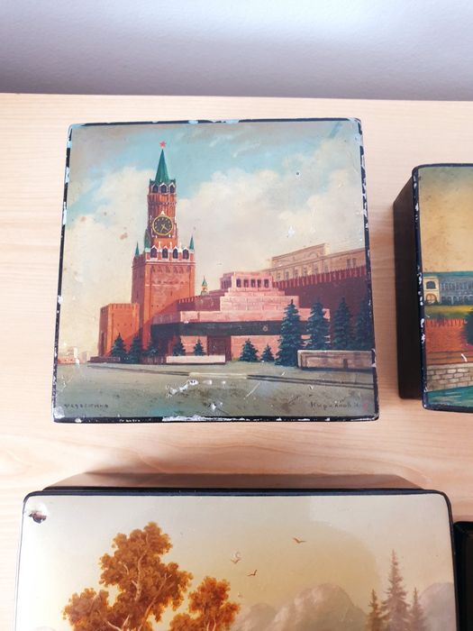 Стари кутии за бижута Федоскино