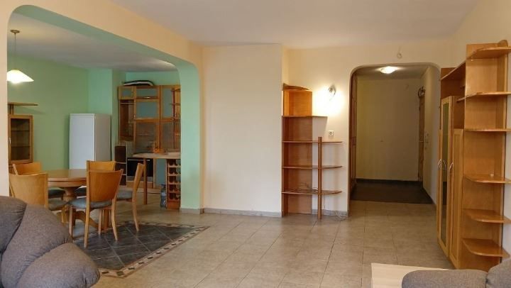 Дава се под наем Тристаен апартамент в София, Банишора - 130 кв.м за 663 € - Снимка #6