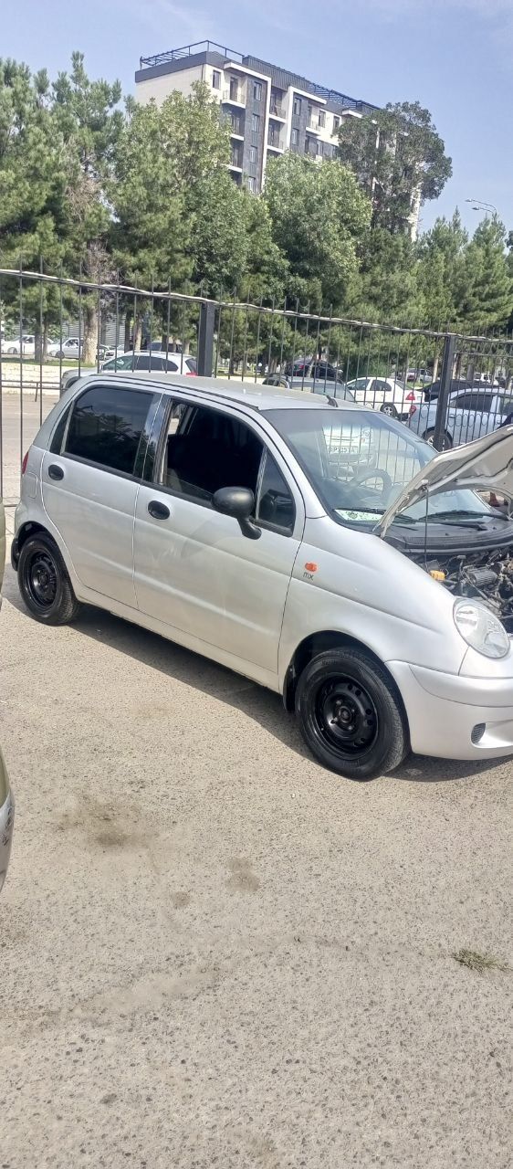 Shevralet matiz.
