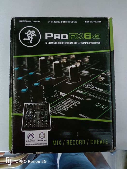 Mixer Mackie ProFX6v3