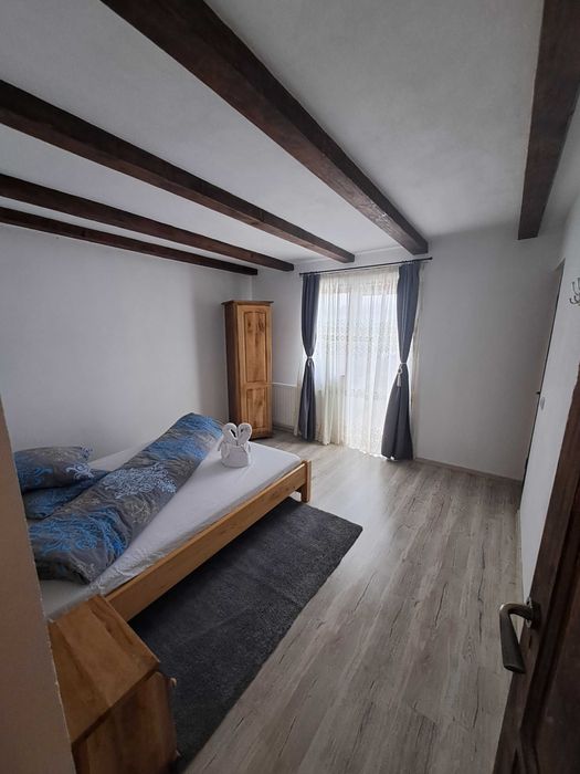 Cabana cu ciubar(11 dormitoare)LIBER CRACIUN