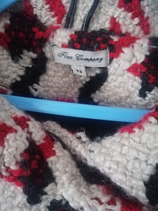 Palton gros din lana model deosebit dama marimea M/L.