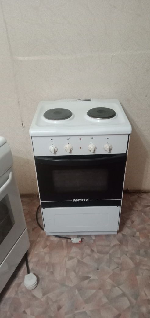 Продам электро плиту Мечта