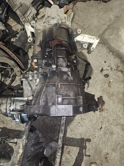 Cutie Audi a4/a5 2.0tdi  Cod NEK