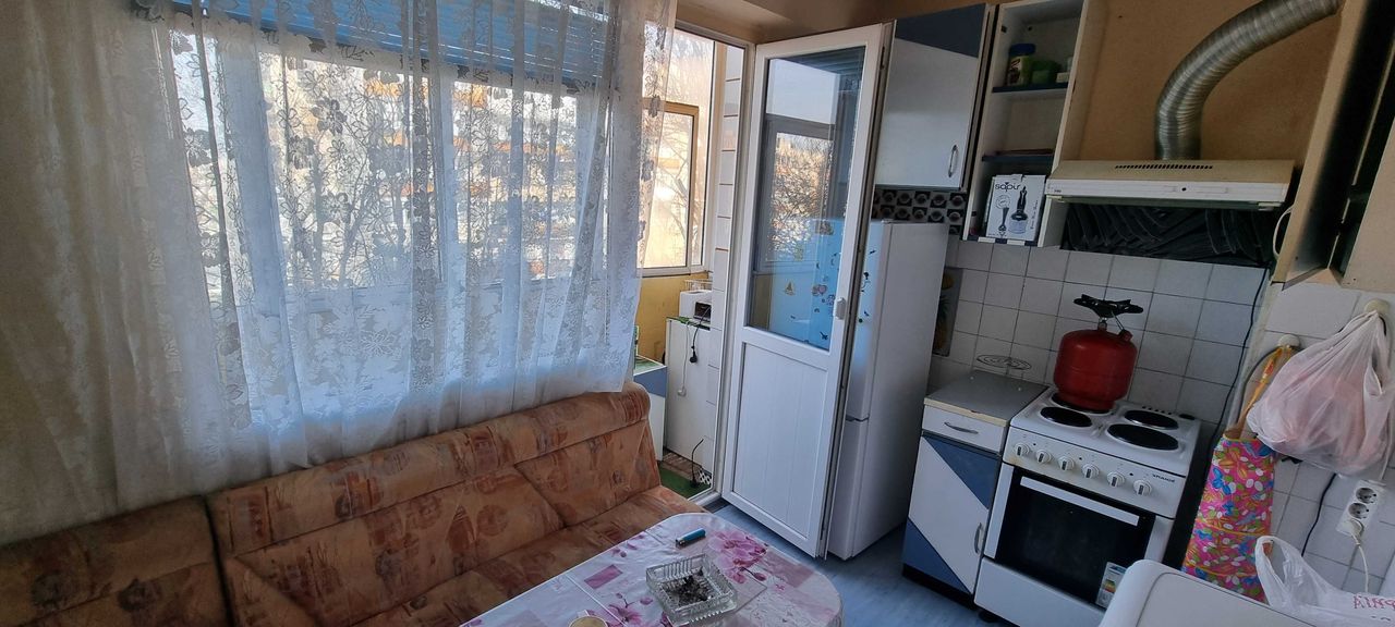 Продава се Двустаен апартамент в Разград, Орел - 59 кв.м за 1124 €/кв.м - Снимка #6
