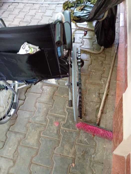 Scaun persoane dizabilitati