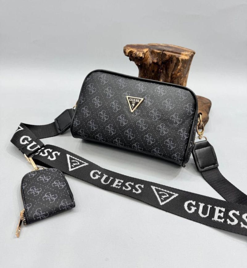 Дамски чанти Guess