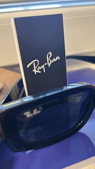 Дамски слънчеви очила rey ban