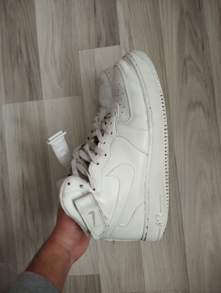 Air force one mid 44