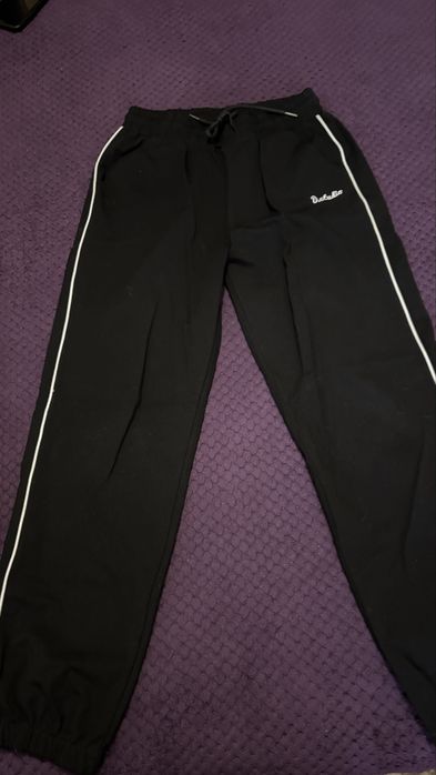 Отдам в одни руки вещи для девочки