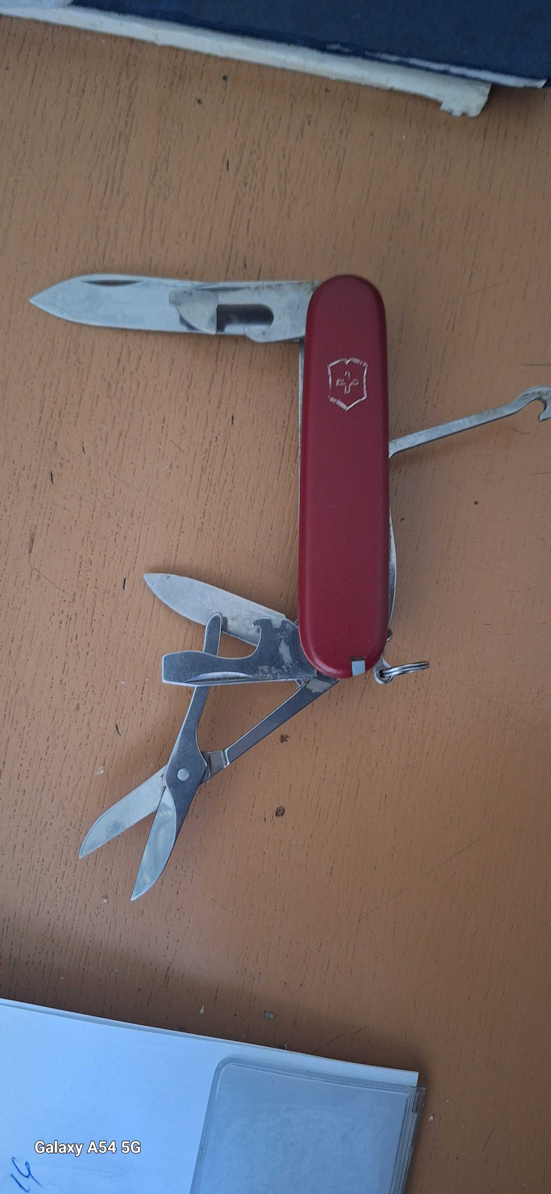 швейцарско ножче, оригинал, ползвано, като ново с кутийка