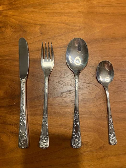 руски прибори за хранене