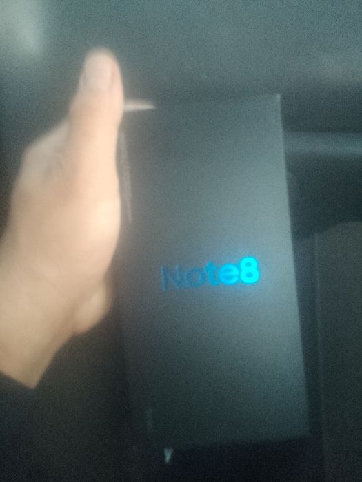 Samsung note 8 xolati yaxshi