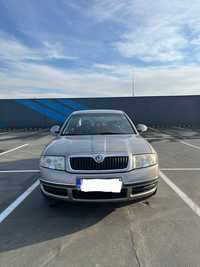 Vând Skoda Superb