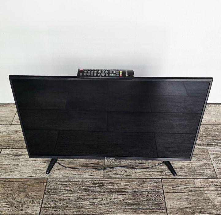 TV VORTEX LED 32 - Vine însoțit de Telecomanda  - Cablu  & Carte !