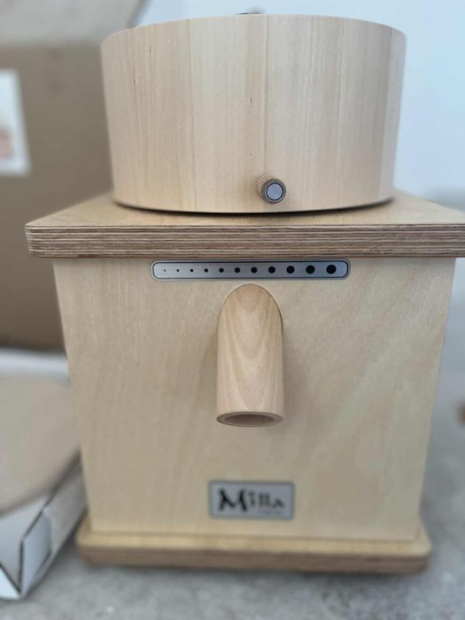 Каменна мелница за зърно Milla модел 370-90-02