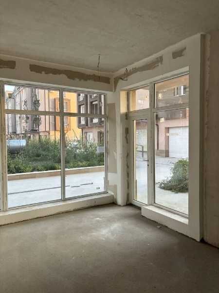 Продава се Магазин в Пловдив, Христо Смирненски - 70 кв.м за 1058 €/кв.м - Снимка #1