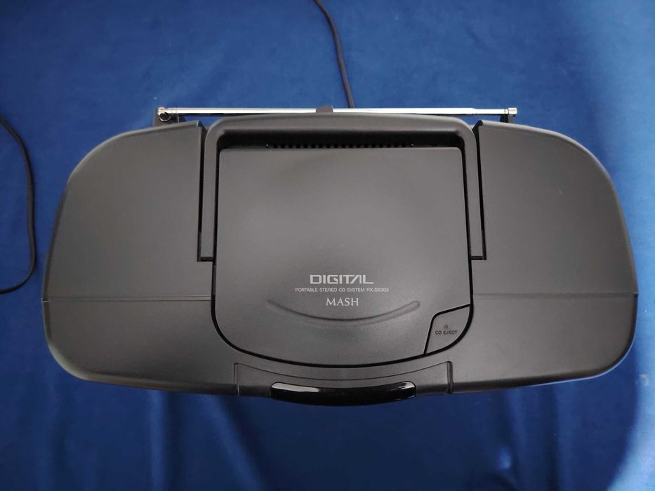 PANASONIC RX-DS303 Portable Stereo CD System, radio, CD, casetofon.