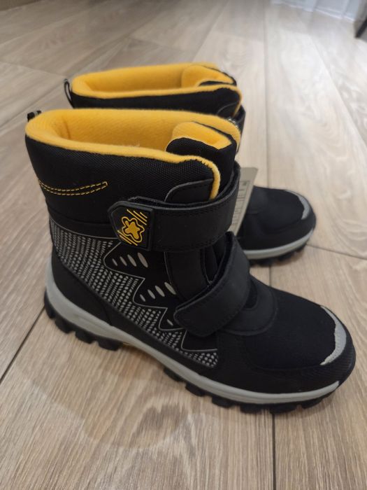 Зимние сапоги бренда Outventure