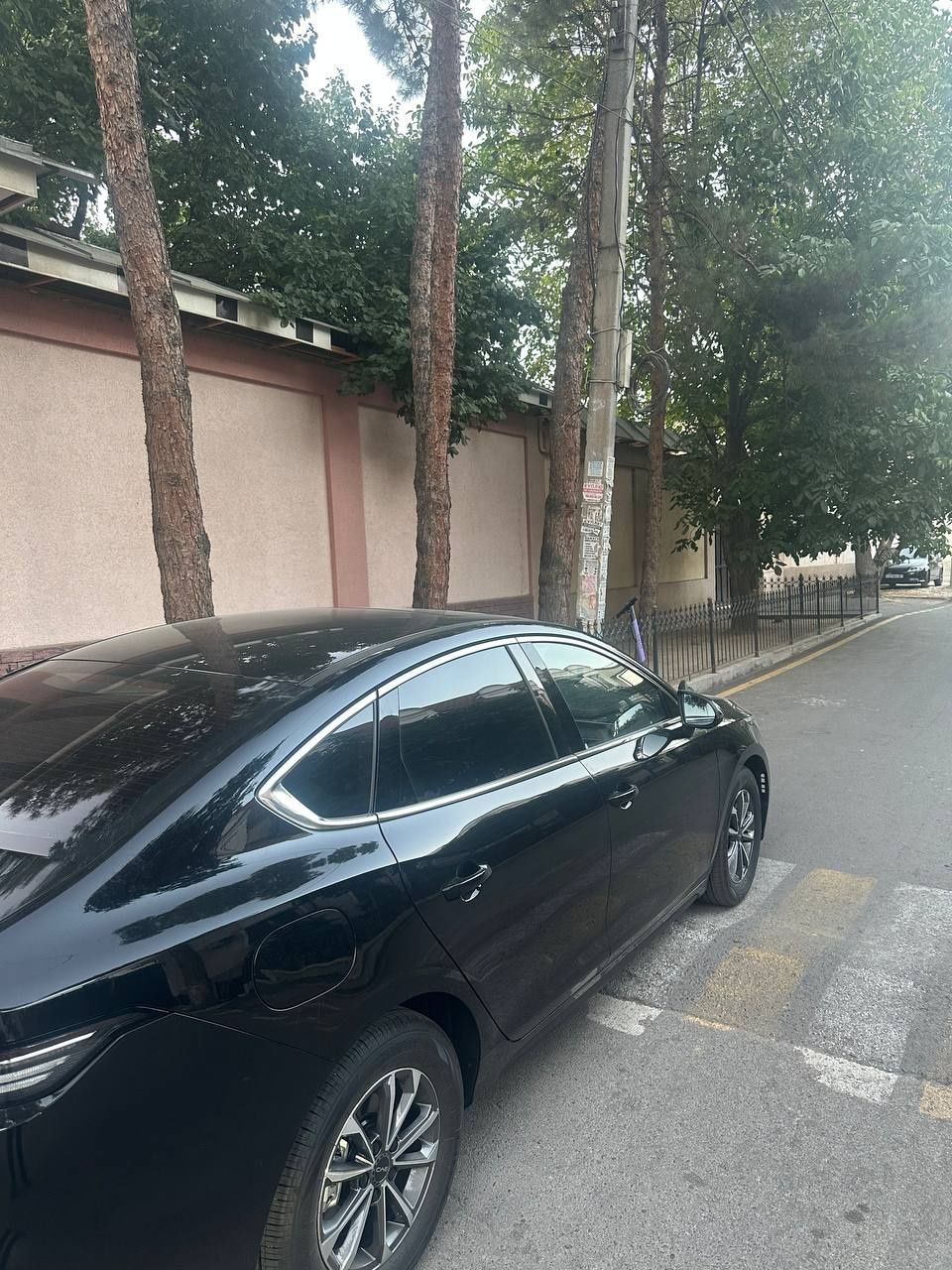 Zudlik bilan hovli sotiladi alayski Yunusobod C5 Minor metro