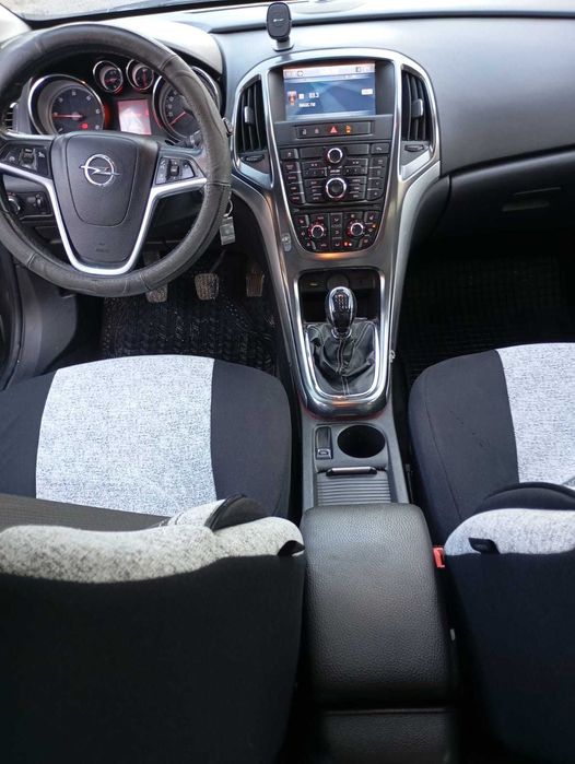 Opel astra j 2.0 sport turier