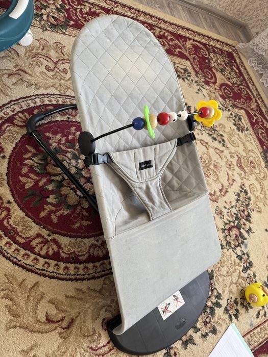 Шезлонк сатылады детски