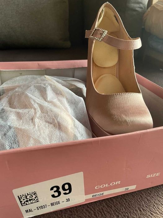 Дамски обувки, цвят пудра - сатен