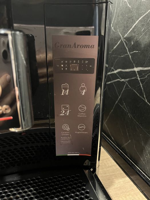 Кафеавтомат SAECO GRANAROMA SM6585/00 1800.00 ml