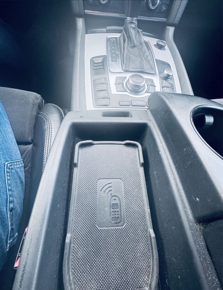 Audi q7  7 locuri