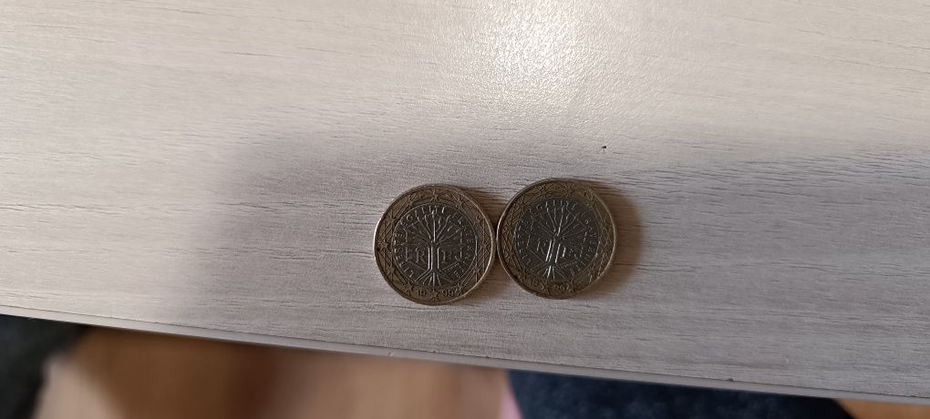 Евро монети Франция грешно сечени