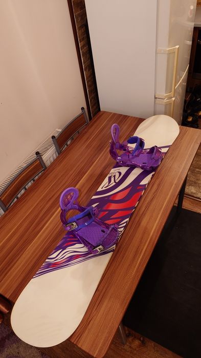 Placa Snowboard Volkl Shine 152cm cu legaturi Ride M