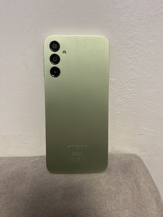 Продавам Samsung A14