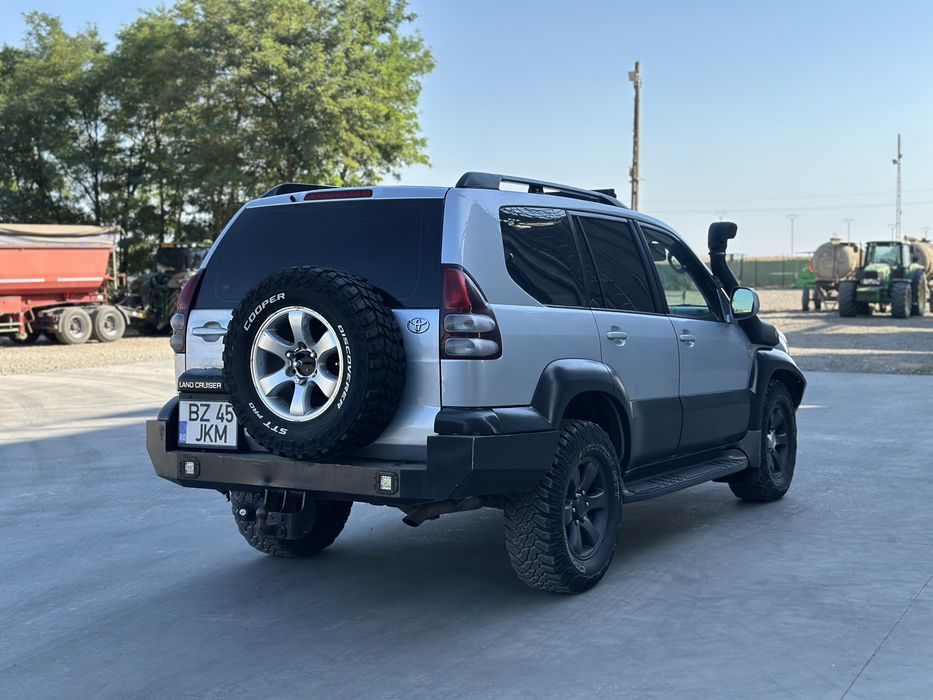 Toyota land cruiser j120