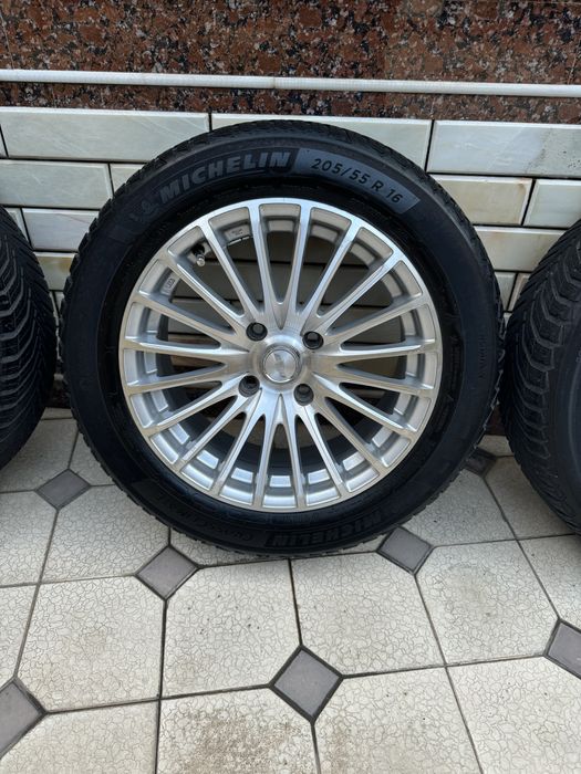 R-16 Диска MICHELIN балон.