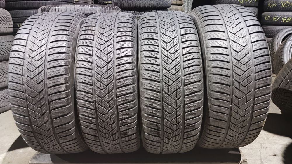 4бр. зимни гуми 245/45/18 Pirelli Sotto Zero 3, MO, runflat 
dot22
6.9